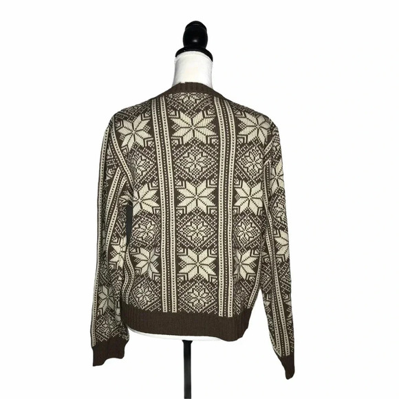 Vintage 1980s Steep Slopes Brown Cream Nordic Snowflake Ski Lodge Sweater - Picture 5 of 9